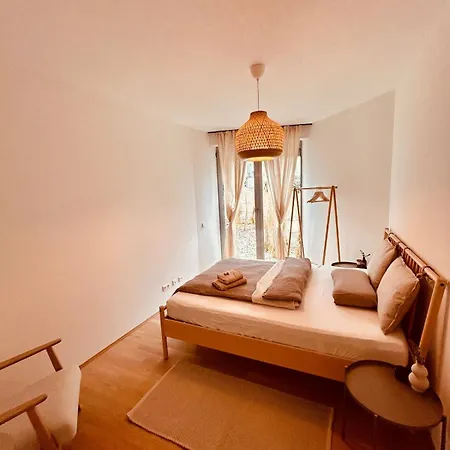 Moderne Ulmer Neubauwohnung Apartman