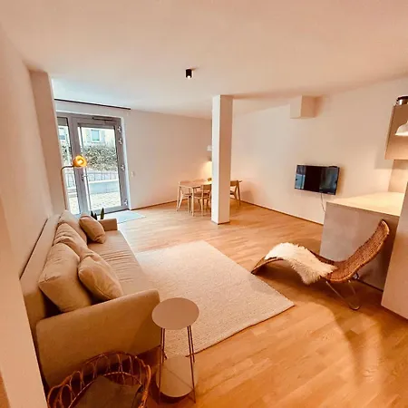Moderne Ulmer Neubauwohnung *