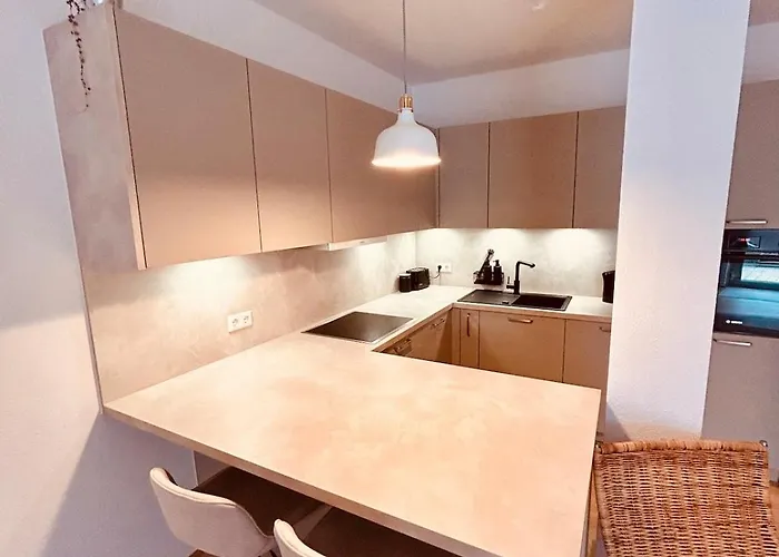 Moderne Ulmer Neubauwohnung Apartment *